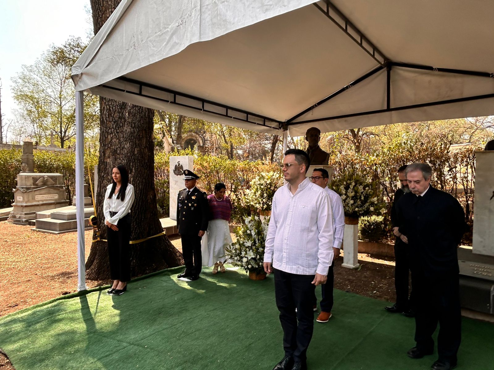 ​Recuerda Gobierno de Zacatecas a Ramón López Velarde con ofrenda floral en el Panteón Civil de Dolores, de la … – Gobierno del Estado de Zacatecas